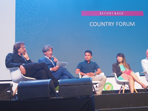 写真-5:カントリーフォーラム後の発表の様子
