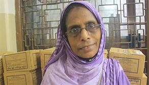 写真-4:OBAT小学校のスルタナ校長